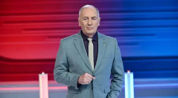 Karol Strasburger: Kto prowadzi Familiadę od 30 lat?
